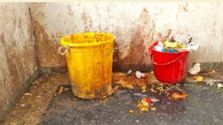 Worms in food to leaking drains: Kalaburagi hostel’s nightmare